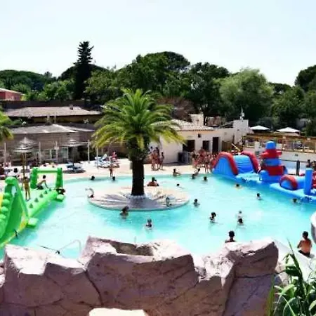 Kemping Zecamping 3 Avec Parc Aquatique - 3Km Des Plages Fréjus
